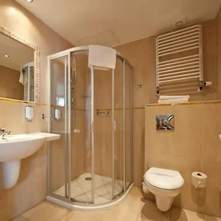 Ośrodek wypoczynkowy Sandra & Aquapark 3*