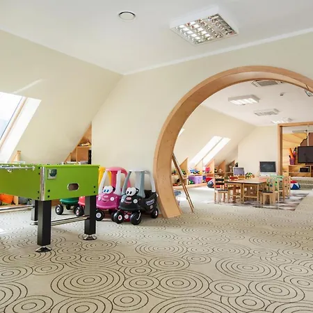 Sandra & Aquapark Resort