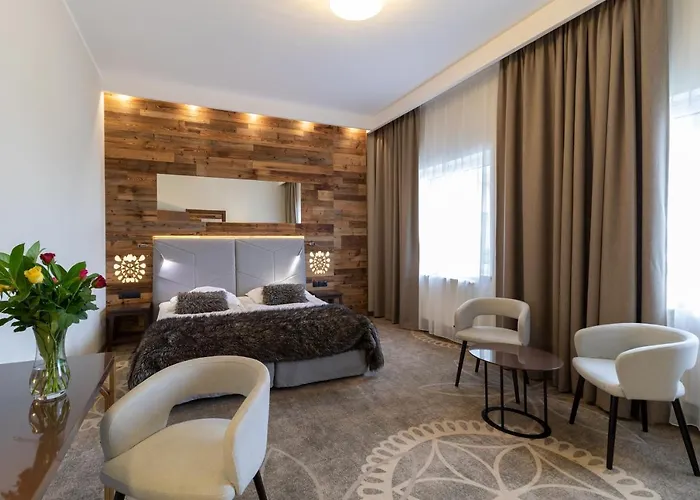 Sandra & Aquapark 3*